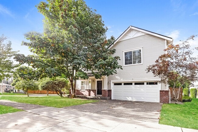 Building Photo - 6907 Desperado Dr SE
