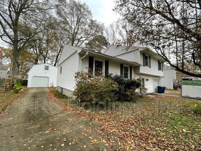 Building Photo - 826 Olive Dr