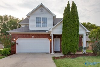 Building Photo - 112 Autumn Branch Dr