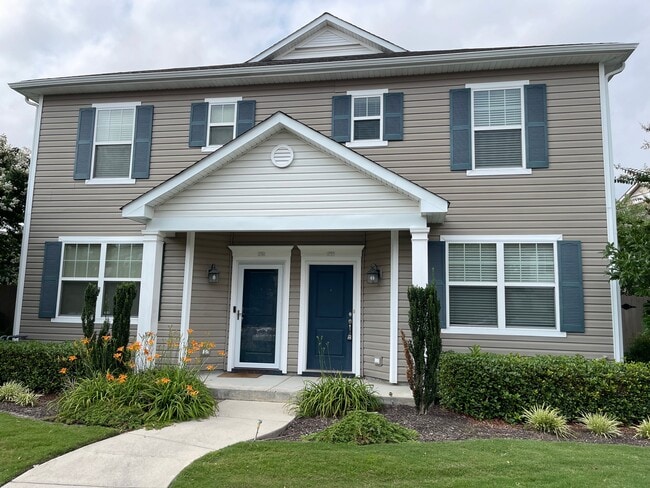 Building Photo - 1737 Halesworth Ln