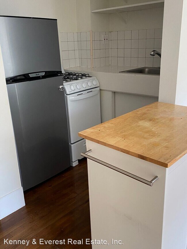 Building Photo - 1 br, 1 bath House - 1540 Hyde Street  #6