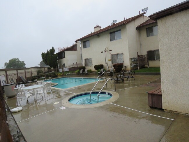 Building Photo - 3802 W Jacinto View Rd