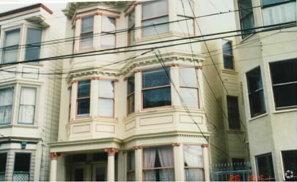 Building Photo - 63 Walter St