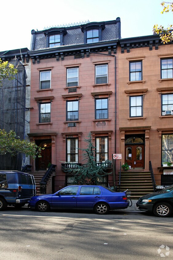 Foto del edificio - 130 Amity St