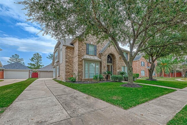 Building Photo - 6106 Laguna Del Rey Dr