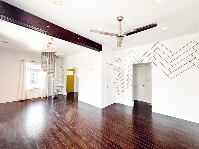 Foto del edificio - Beautiful, Bright, & Open Bungalow