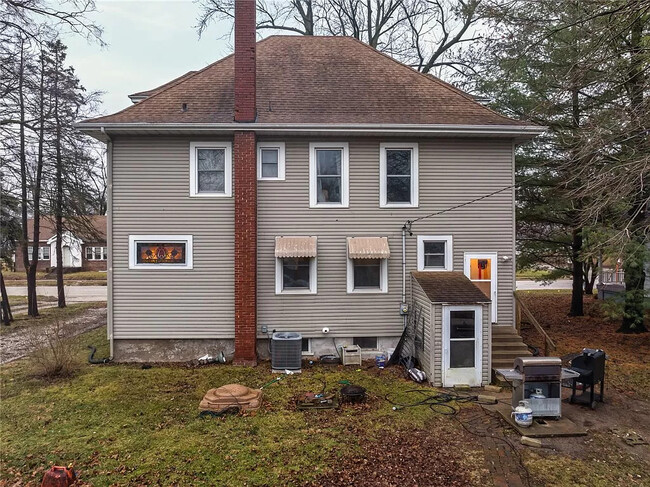 Building Photo - 509 S Central Ave
