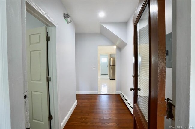 Building Photo - 982 Dixwell Ave