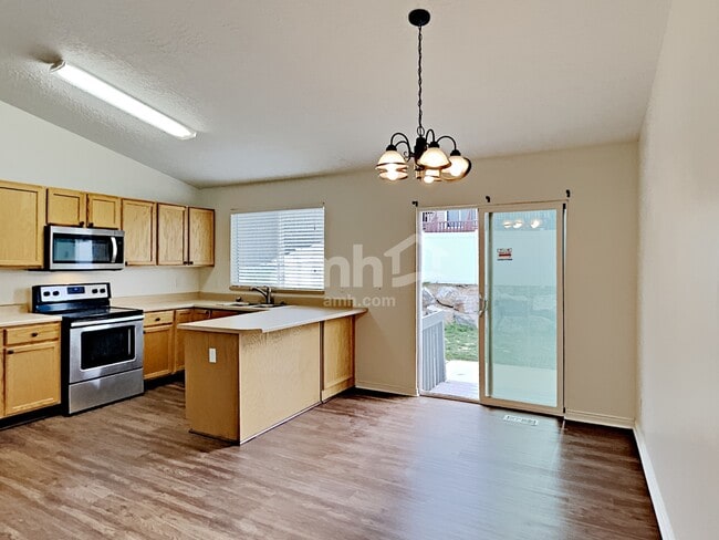 Building Photo - 6868 Jackling Way