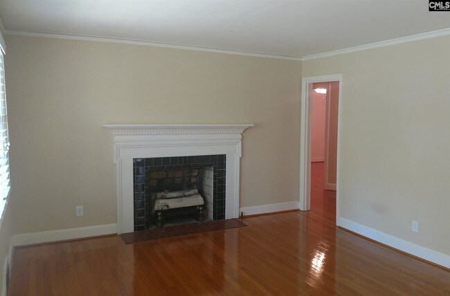 Building Photo - 6033 Pine Valley Rd