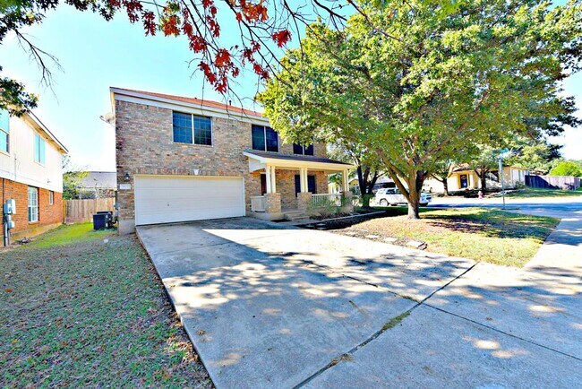 Foto del edificio - 3627 Windhill Loop