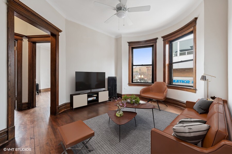 Foto principal - 3934 N Sheridan Rd