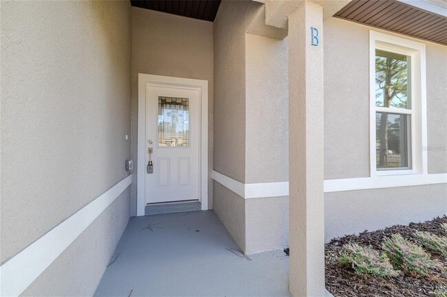 Building Photo - 2 Rainbow Ln