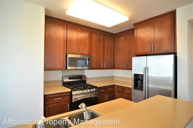 Building Photo - 2 br, 2 bath House - 30727 Union City Blvd