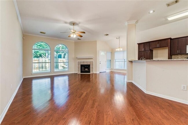 Building Photo - 13506 Lamplight Village Ave