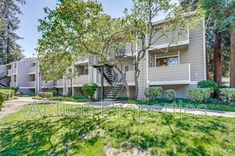 Building Photo - 297 Stonegate Cir