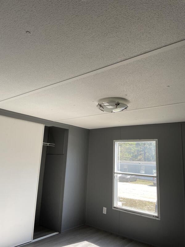 Foto del edificio - 106 Kirk Dr