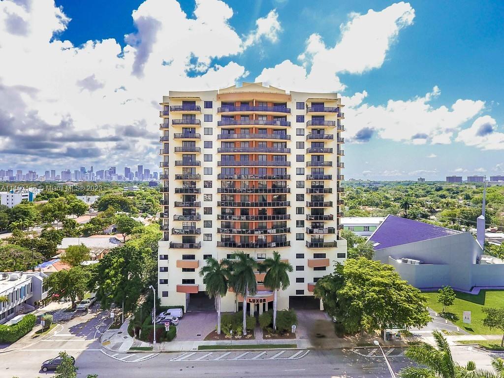 Foto principal - 2301 SW 27th Ave