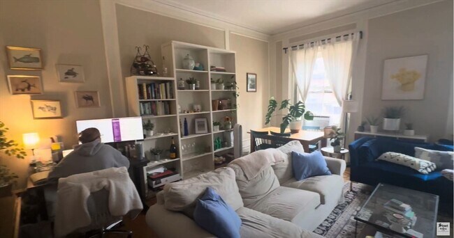 Foto del edificio - 107 Beacon St