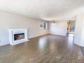 Building Photo - 1627 8th Ave