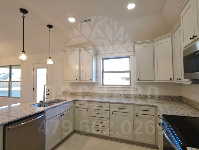 Foto del edificio - Siloam Springs- Single-Family Home- Beauti...