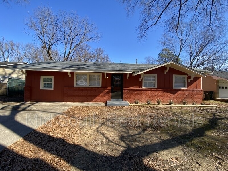 Primary Photo - 33 Elmhurst Dr