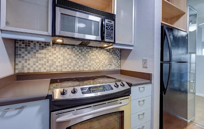 Building Photo - Charming 1-Bedroom Apartment in Walnut Creek