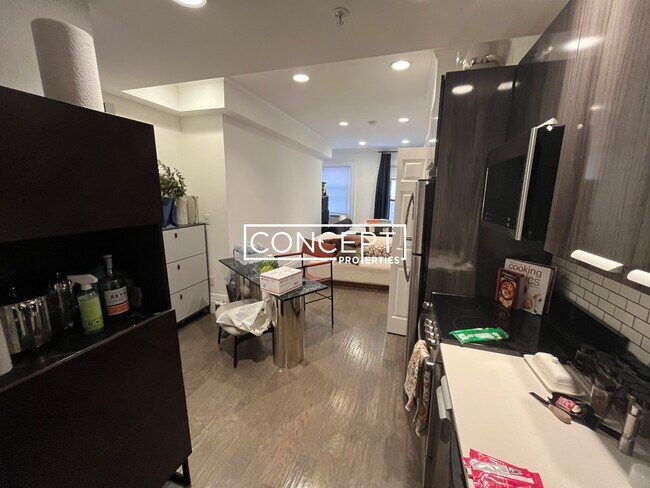 Foto del edificio - 270 Newbury St