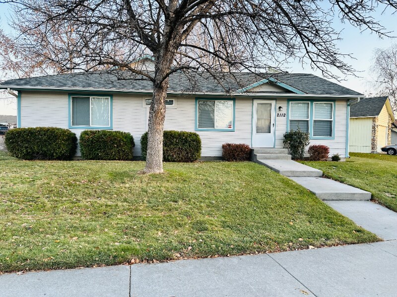 Primary Photo - 2112 S Juniper St