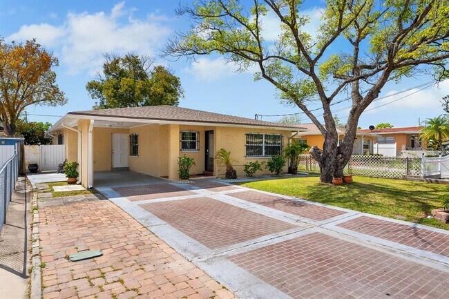 Foto del edificio - 3312 W Braddock St