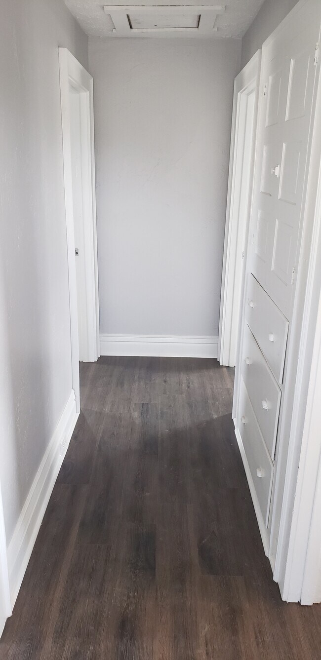 Foto del edificio - 621 Webb Ave SW