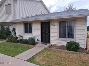 Building Photo - 4707 S Stanley Pl