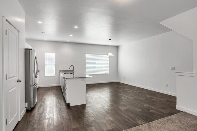 Foto del edificio - 14760 S Rising Star Ln