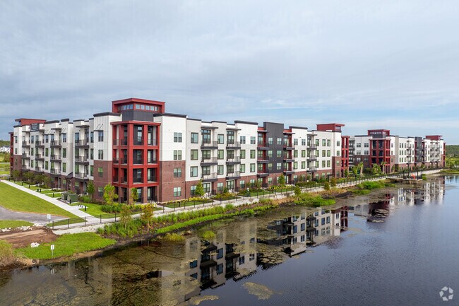 Building Photo - Parkway Crossings