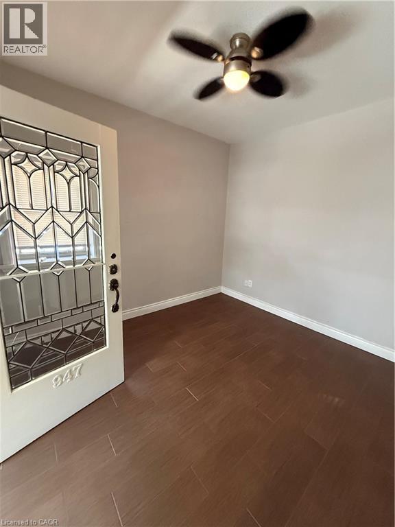 Building Photo - 947 Main St E