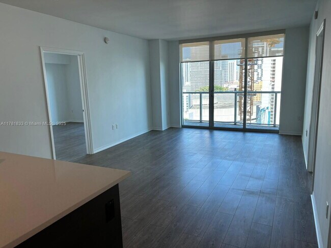 Foto del edificio - 55 SE 6th St