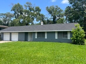 Building Photo - 375 Littlejohn Dr