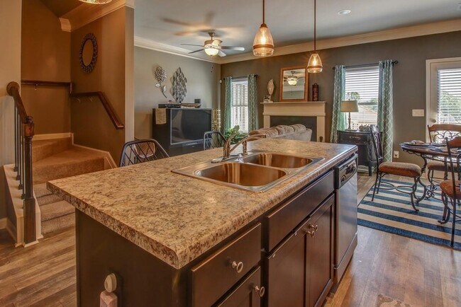 Foto del edificio - 282 Turtle Creek Dr