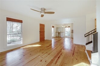 Building Photo - 145 Hendrix Ave