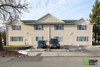 Building Photo - 310 4th St