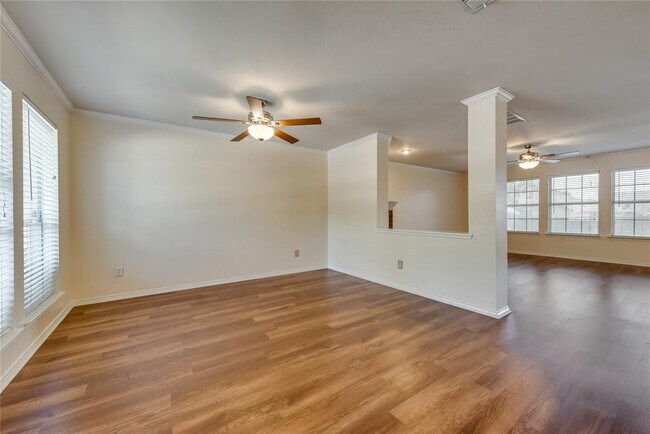 Foto del edificio - 4164 Capstone Dr