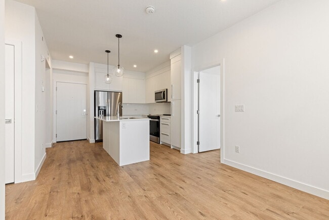 Building Photo - 111 Wolf Creek Dr SE