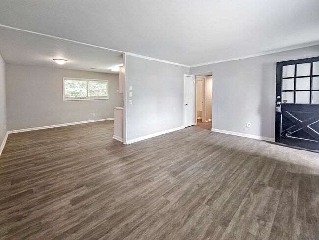 Foto del edificio - Updated 3-Bedroom Brick Ranch in Jonesboro with Fenced Yard & Prime Location