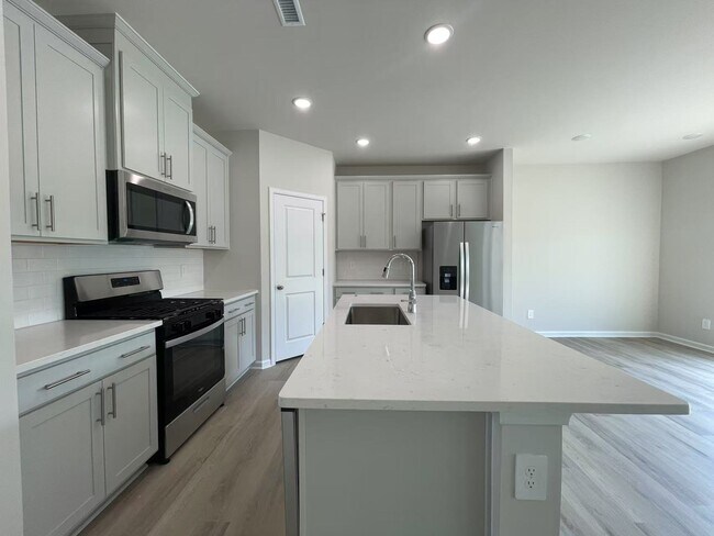 Foto del edificio - 2234 Cherry Creek Rd