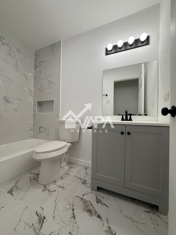 Building Photo - 9711 Flagstaff Dr