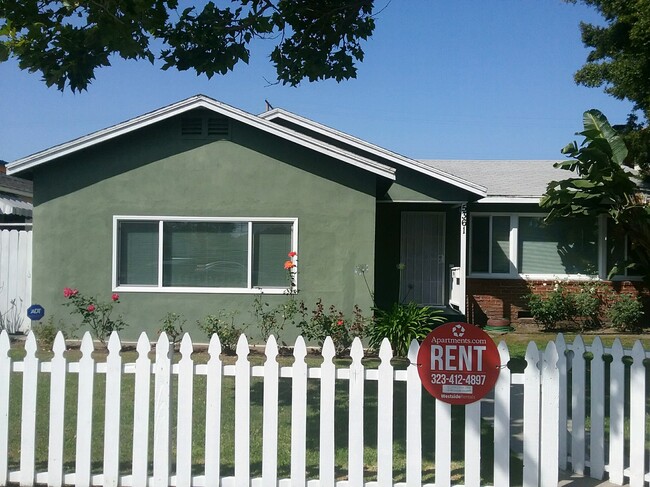 Front - 5361 Inglewood Blvd