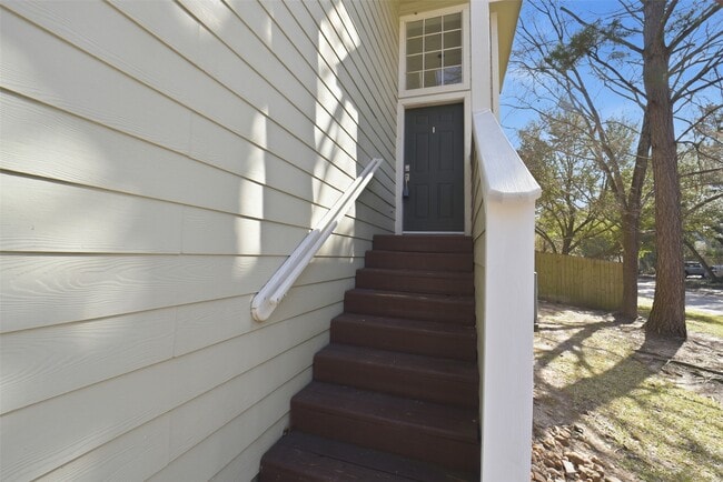 Building Photo - 79 N Walden Elms Cir