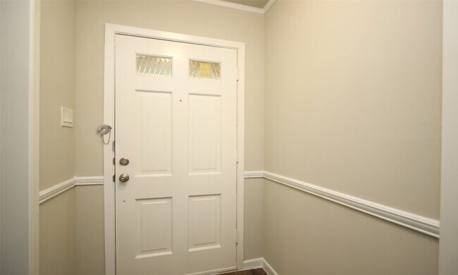 Foto del edificio - 9205 Vicksburg Ave