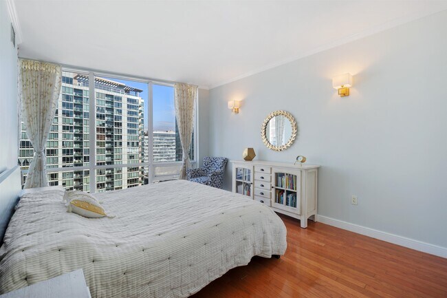 Foto del edificio - 20 Newport Pkwy