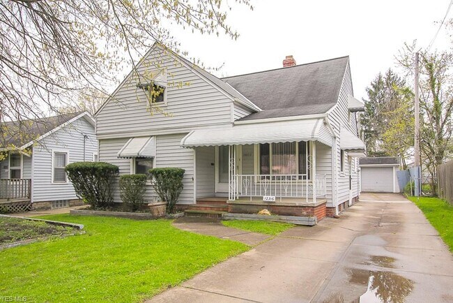 Building Photo - 12316 Crest Ave